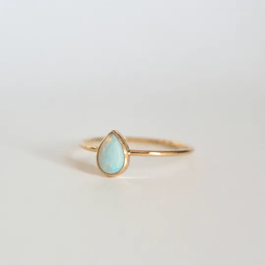 14k Pear Opal Ring