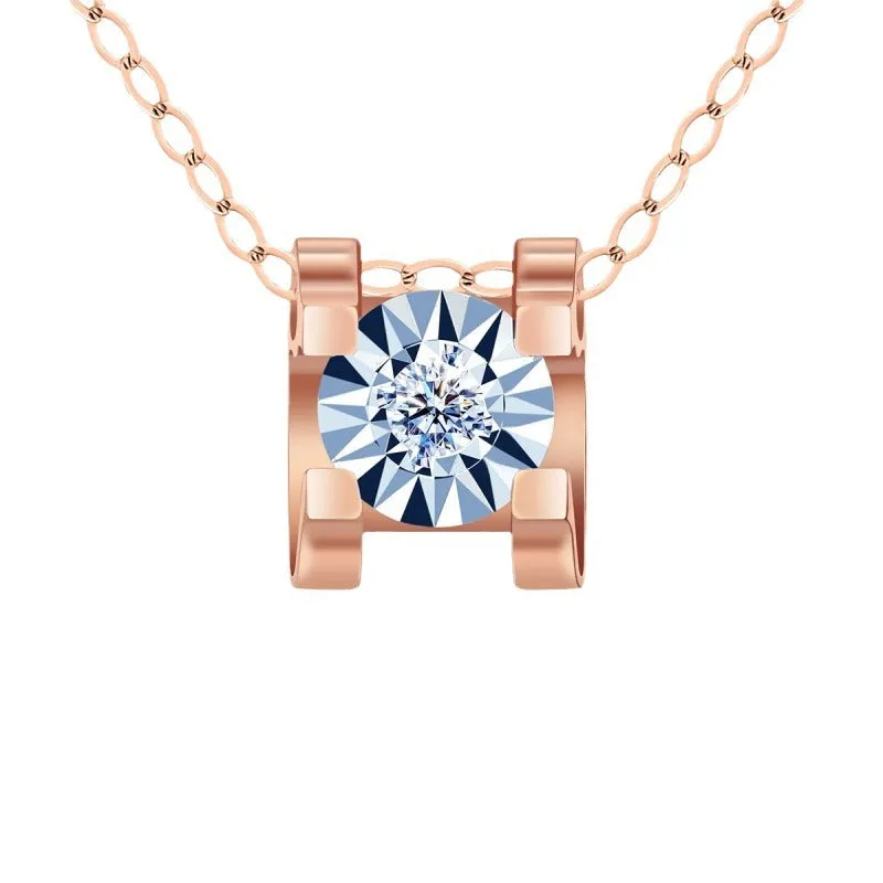 18K Gold Pendant inlaid Moissanite