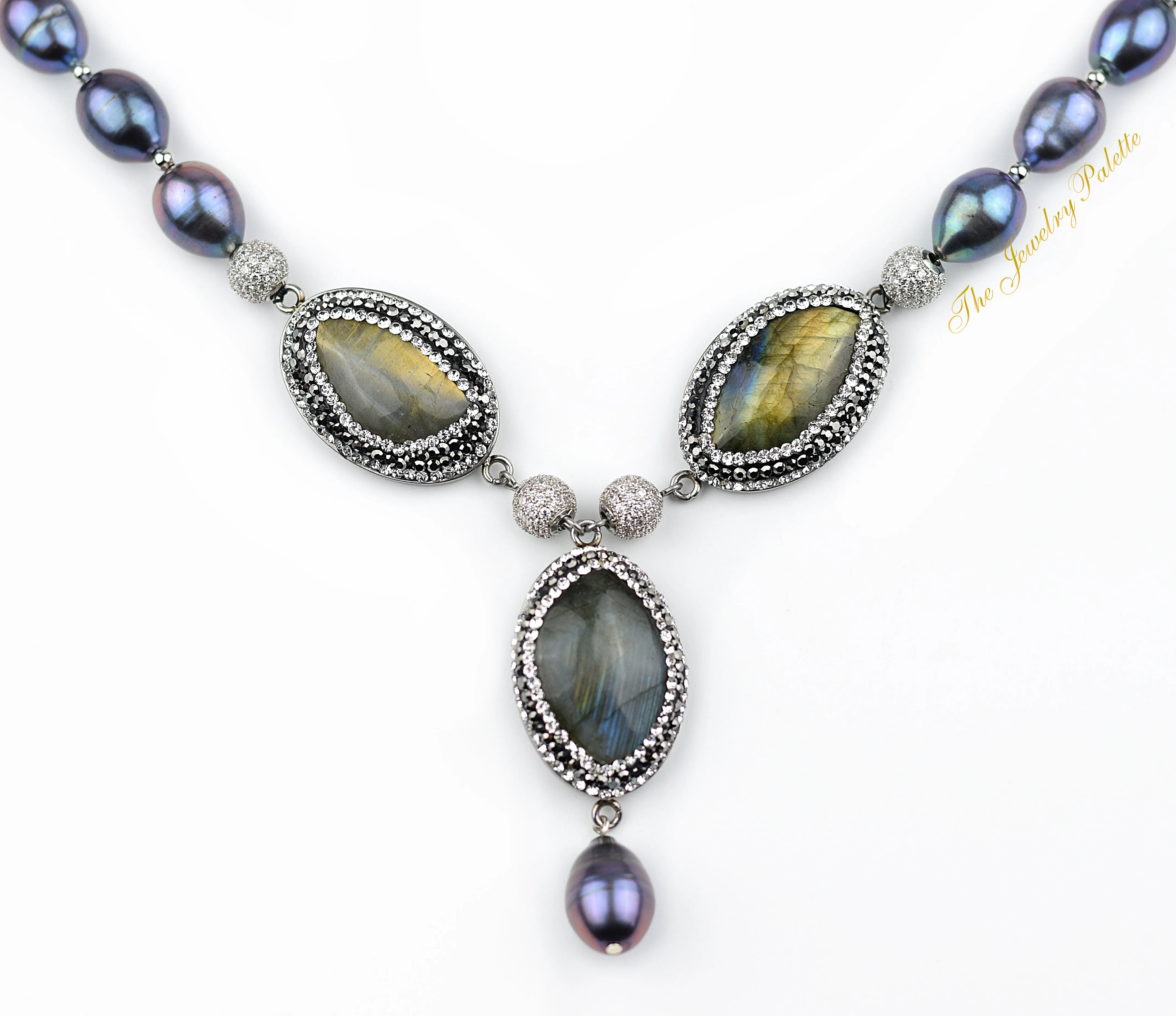 Nermin grey freshwater pearl and labradorite short necklace