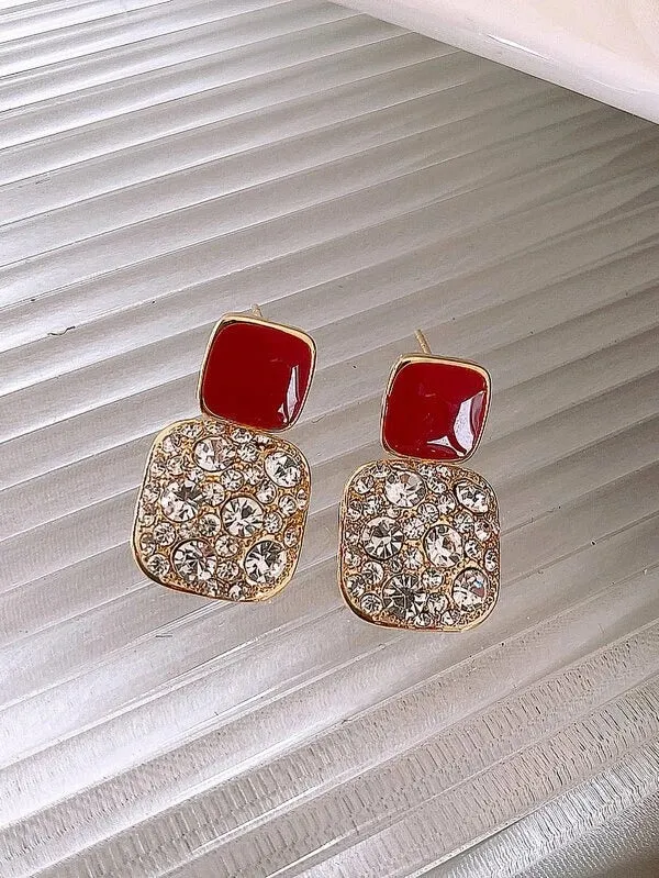 Red Square Shape Full Shiny Rhinestone Earrings