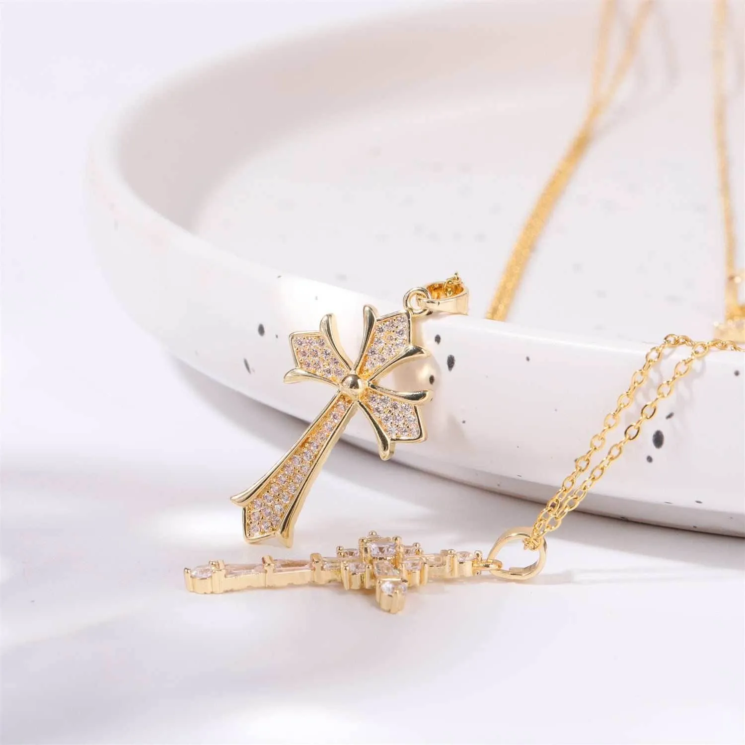Stainless Steel Inlaid Zircon Cross Necklace