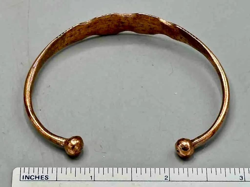 Tuareg Multiple Stripe Inlay Indented Sides Etched Flat Copper Bracelet