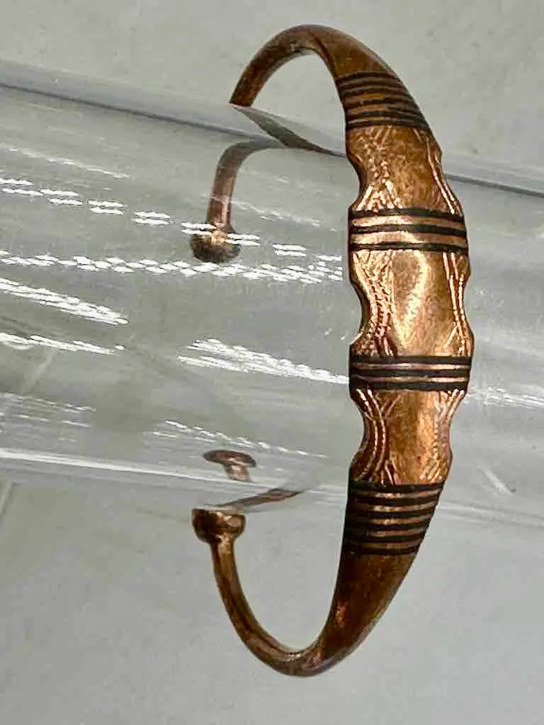 Tuareg Multiple Stripe Inlay Indented Sides Etched Flat Copper Bracelet
