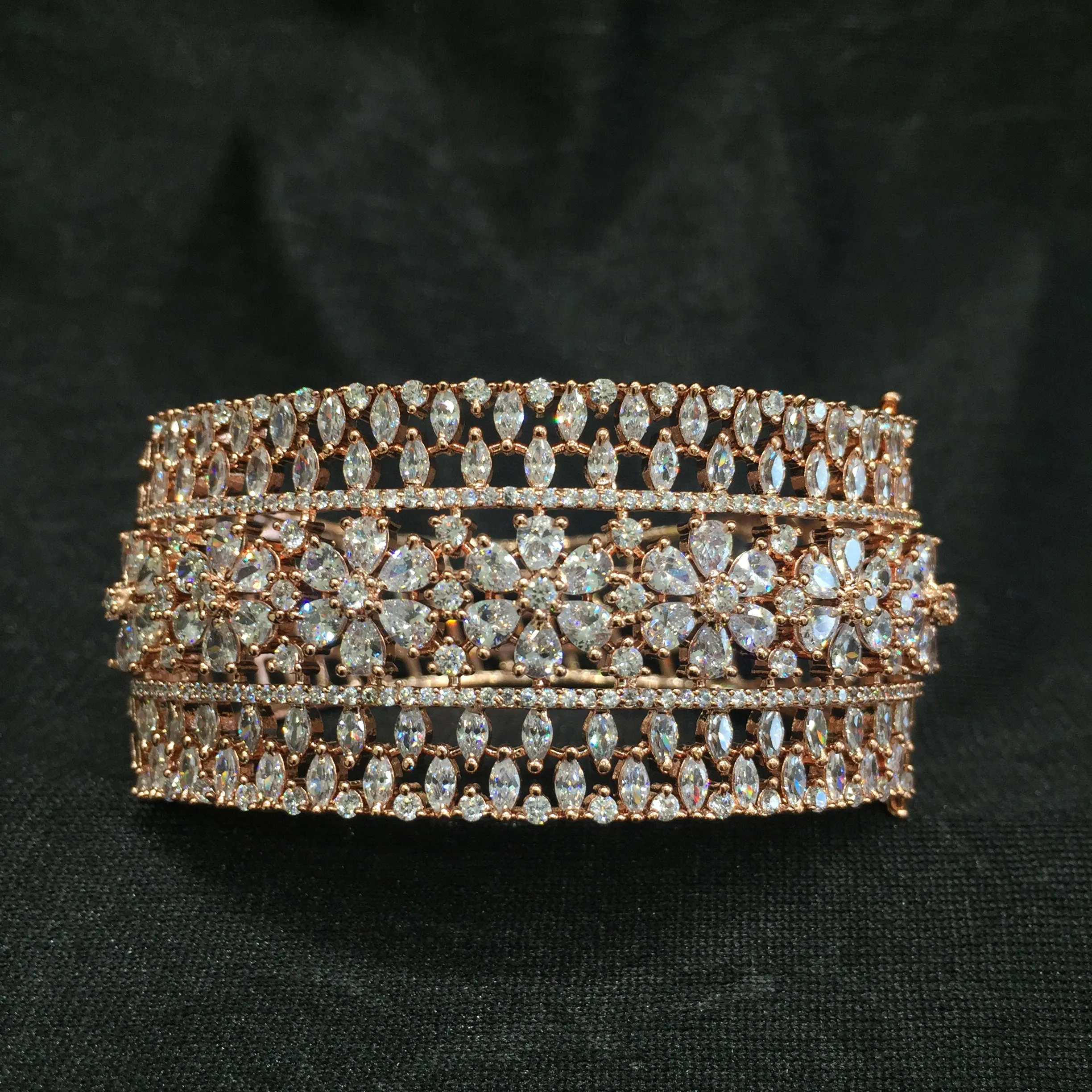 Zircon/AD Bracelet 4076-69
